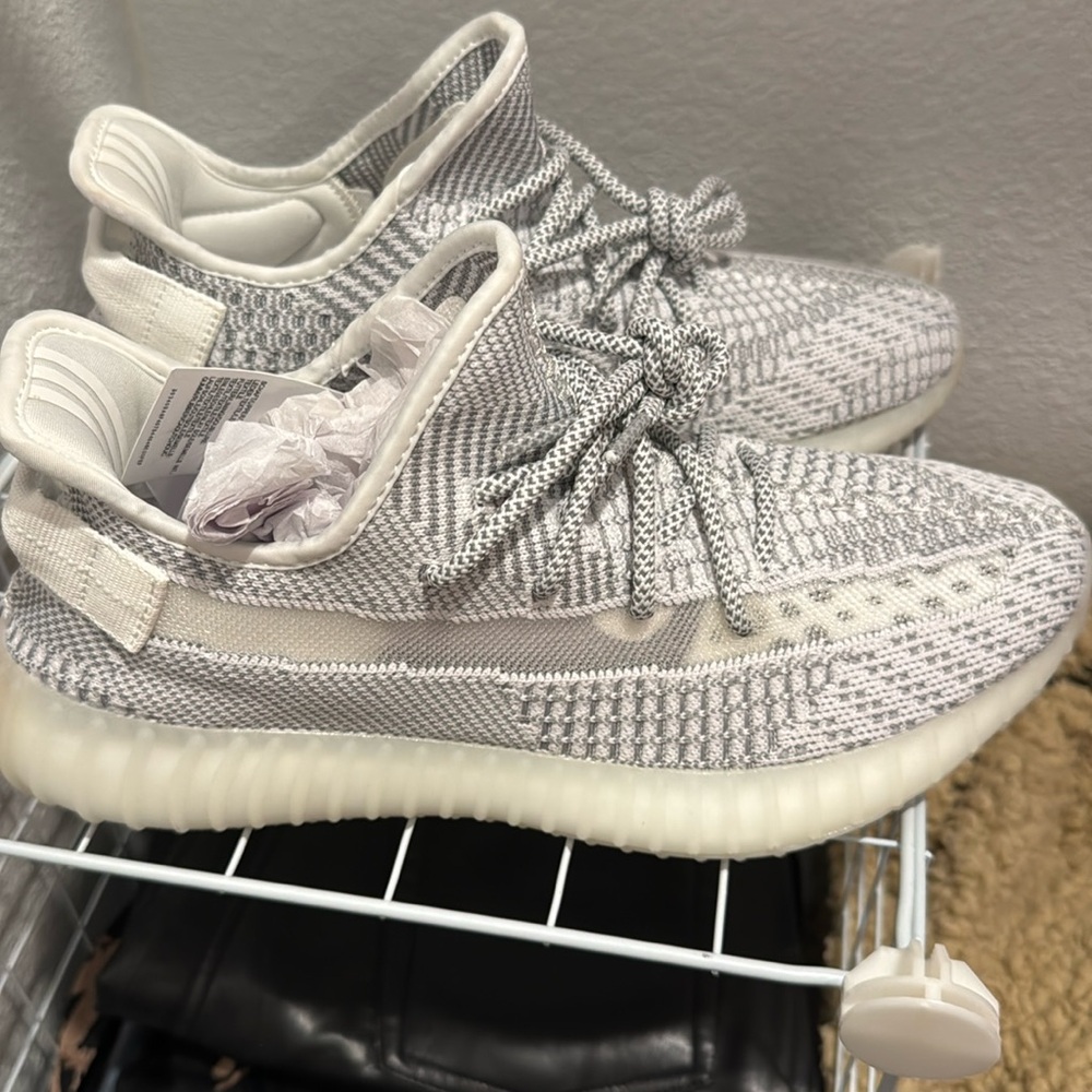 White and grey Yeezy mens size 8